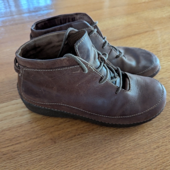 Duluth Trading Co Women’s Andina Brown Leather Lace Up Chukka Boots Size 8.5 - Picture 1 of 14